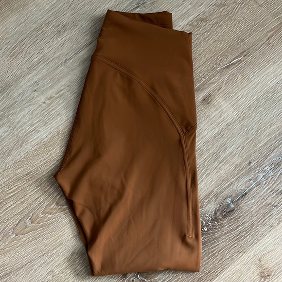 Lululemon Instill Tight size 6 copper brown. Worn once. - Picture 1 of 4